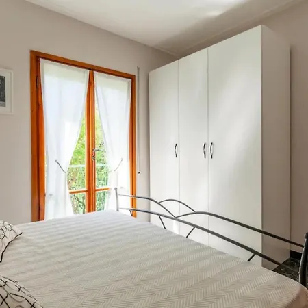 Casa, Spiaggia E Giardino: “la Rana E Il Gigante”