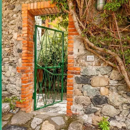 Casa, Spiaggia E Giardino: “la Rana E Il Gigante” Holiday home *